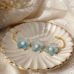 Fancy Tulip Bracelet